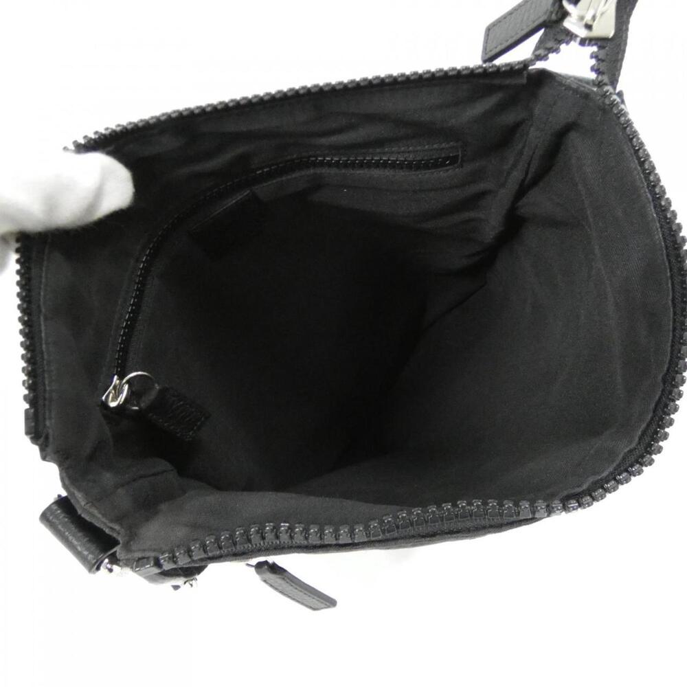 GUCCI Authentic Black Shoulder Bag - Picture 10 of 10